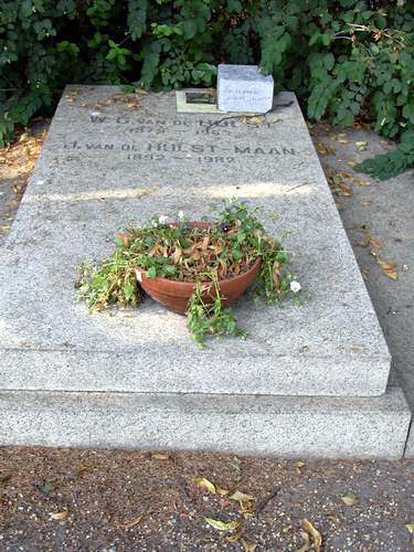 Bestand:W.G. van de Hulst 1.jpg