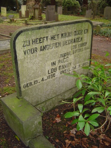 Bestand:Lou Bandy 2.jpg