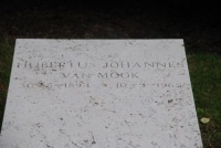 Hubertus Johannes van Mook 2.jpg